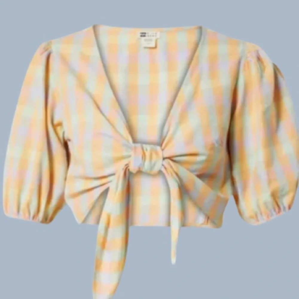NWT BILLABONG AS YOU WISH
Colorful Gingham Cotton Blend Crop Tie Top - Picture 2 of 8
